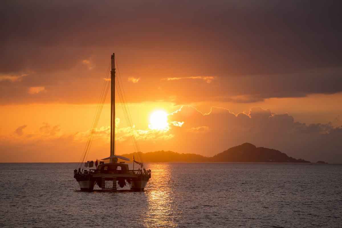 Indian Ocean Lodge Grand Anse  Ngoại thất bức ảnh