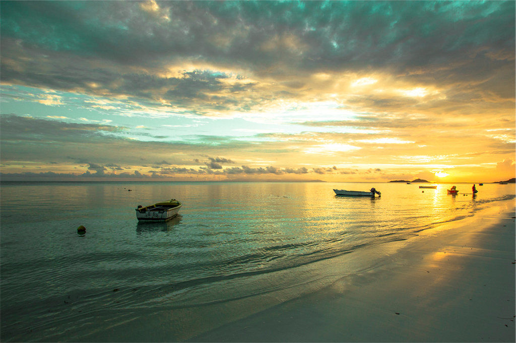 Indian Ocean Lodge Grand Anse  Ngoại thất bức ảnh